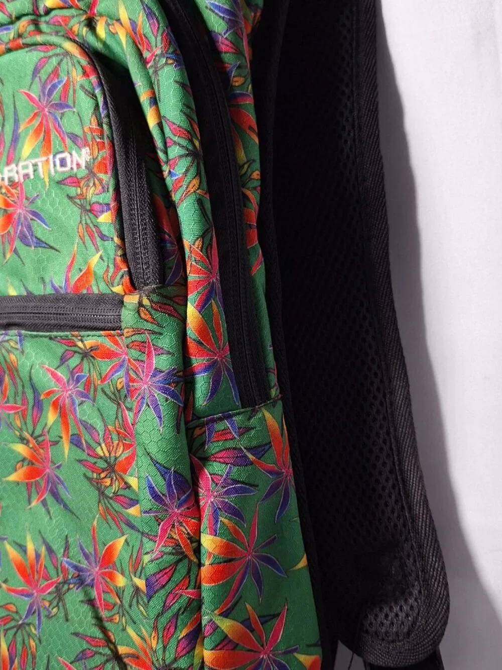 Vibedration Hydration Backpack w/o bladder, GreenTropical Floral, Used